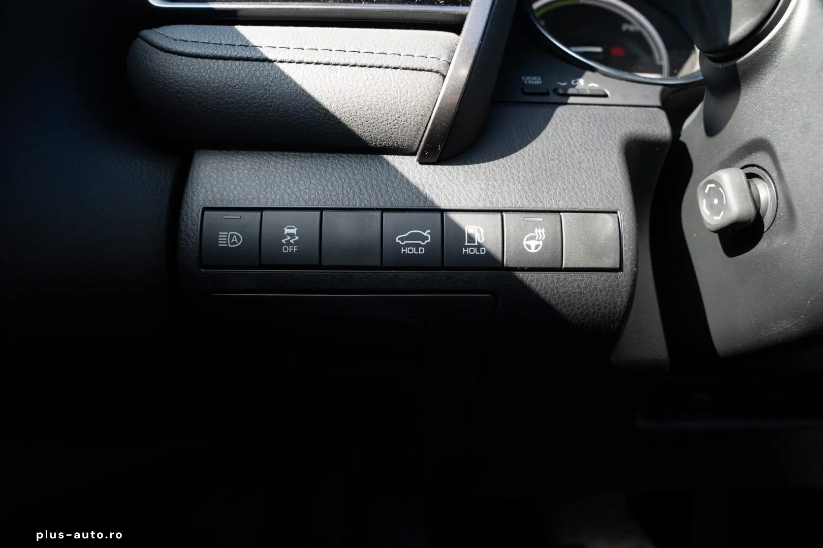 Toyota Camry 2.5 Hybrid Dynamic E-CVT