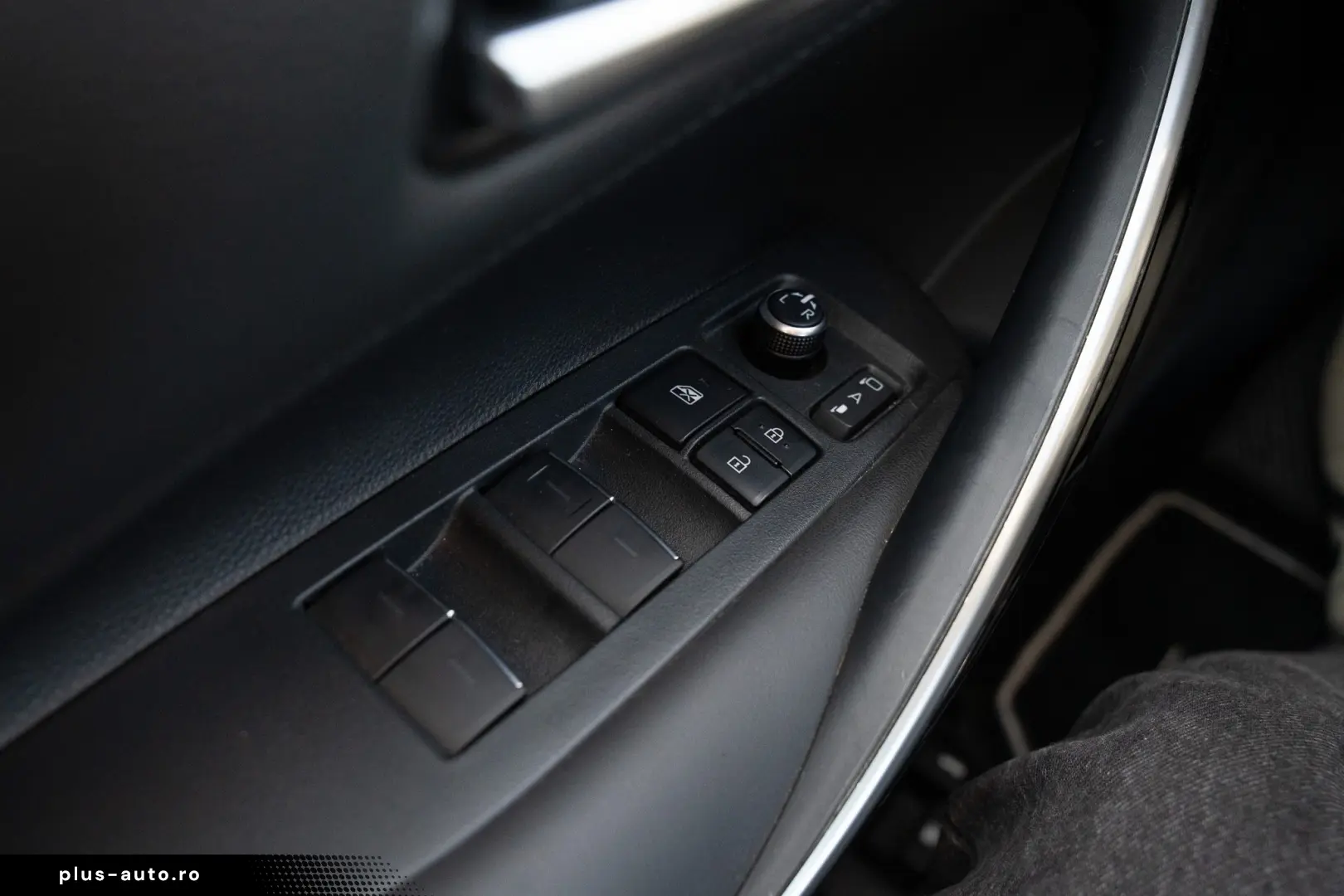 Toyota Corolla 1.8 Hybrid Exclusive HSD E-CVT