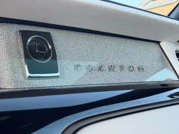 ROLLS-ROYCE PHANTOM EXTENDED   571 CP