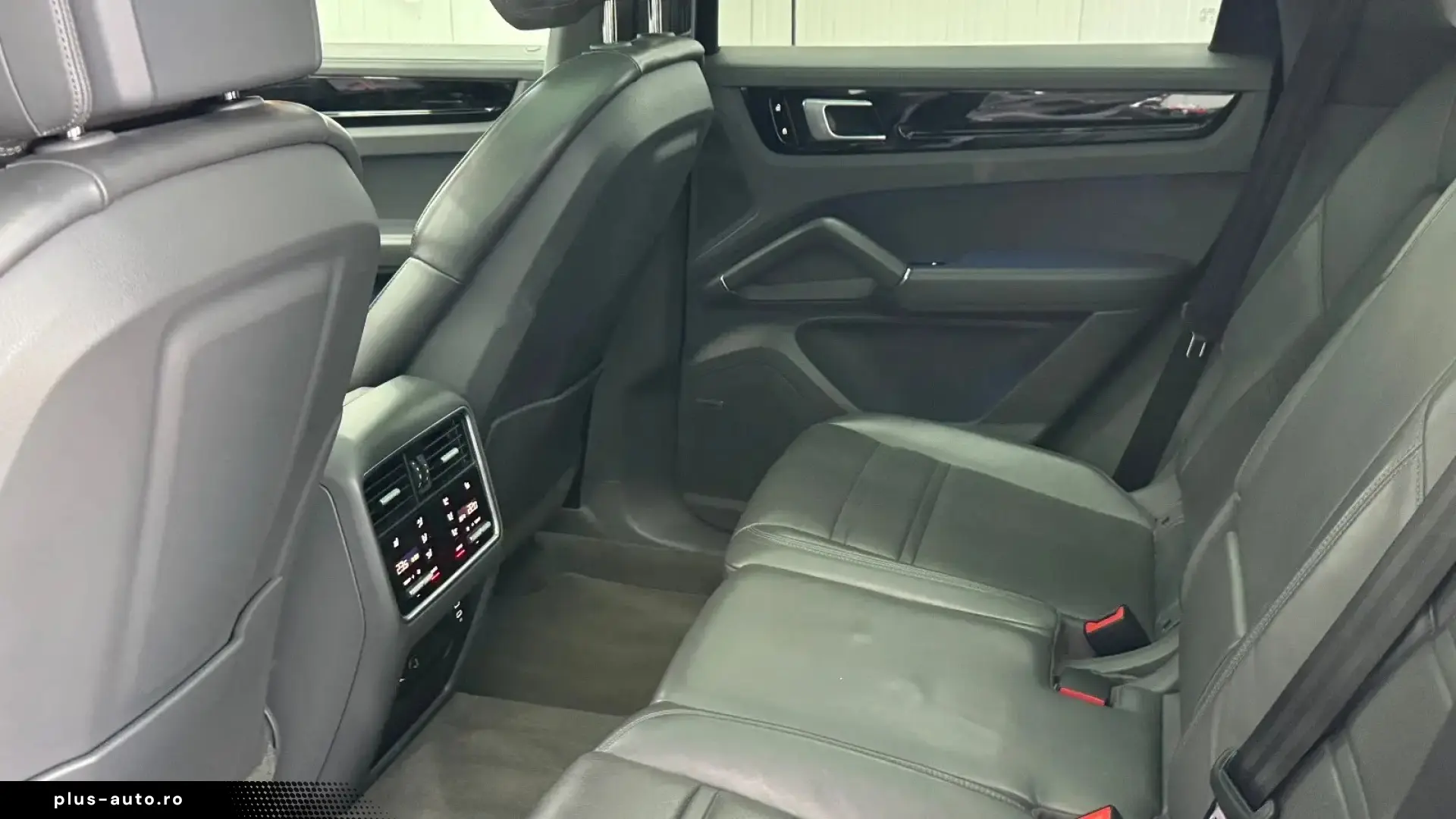Porsche Cayenne V6 3.0L Aut.