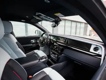 ROLLS-ROYCE PHANTOM SWB   V12 6.6 BI-TURBO   563 CP