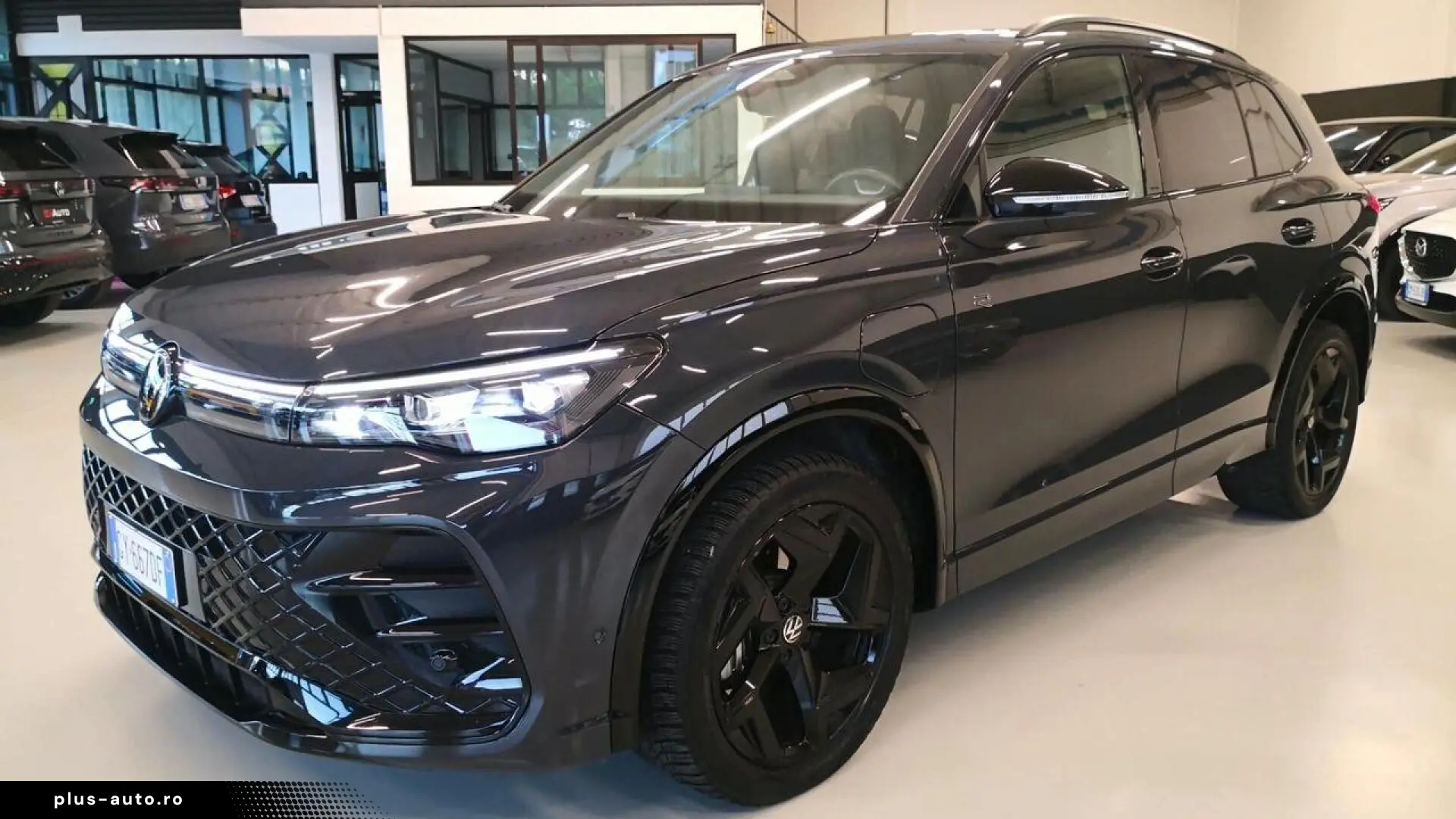 VOLKSWAGEN TIGUAN R-LINE eHYBRID