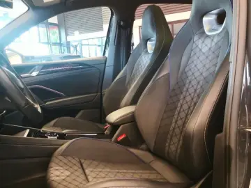 VOLKSWAGEN TIGUAN R-LINE eHYBRID