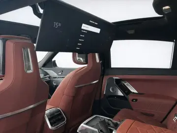 BMW 760e xDrive PANO BOWERS WILKINS