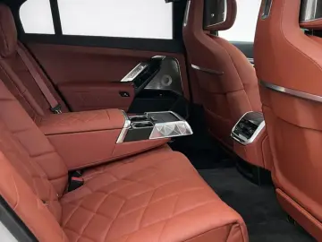 BMW 760e xDrive PANO BOWERS WILKINS