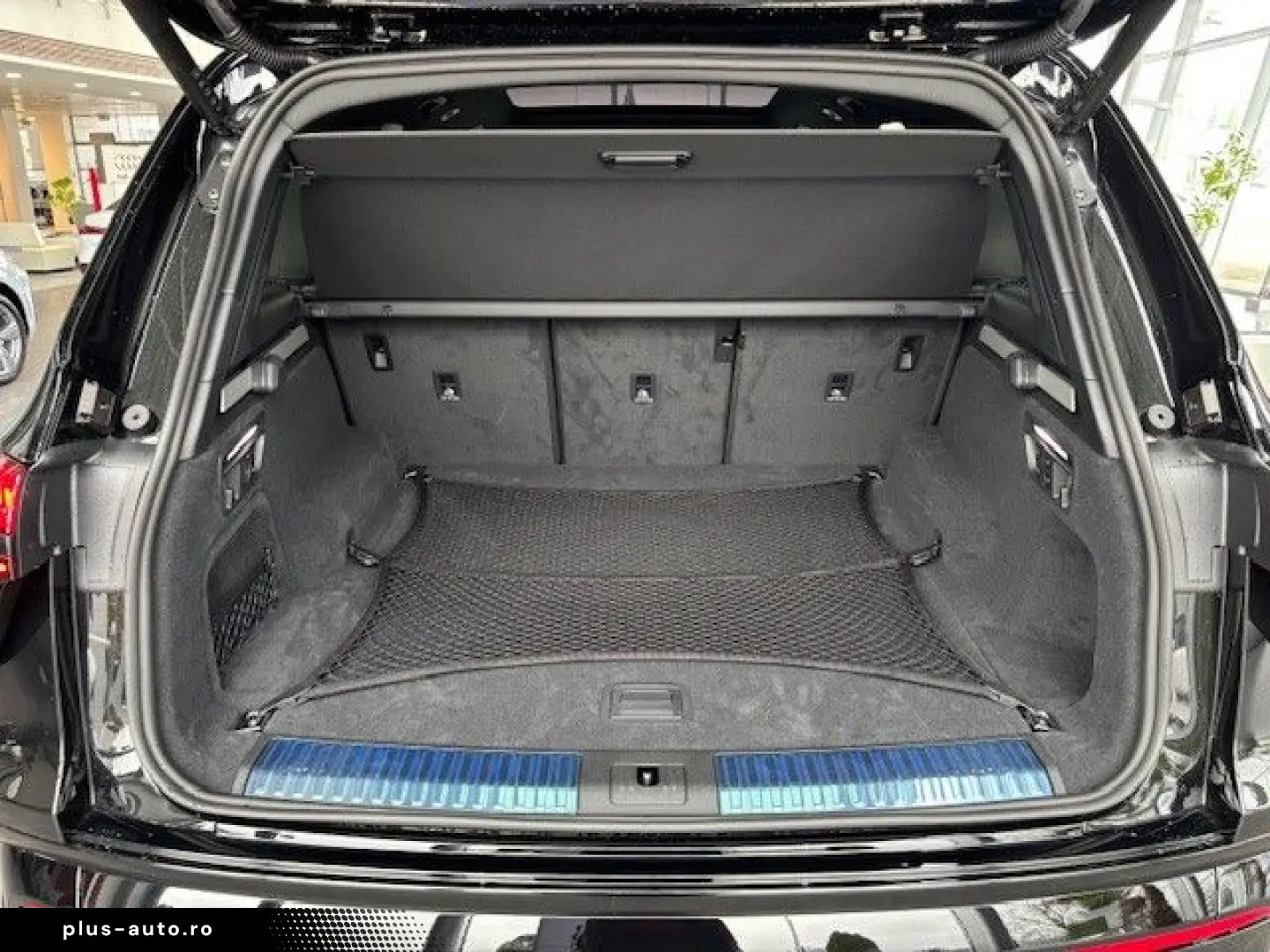 Noul Audi Q7 S Line TDI 299cp quattro Mild Hybrid