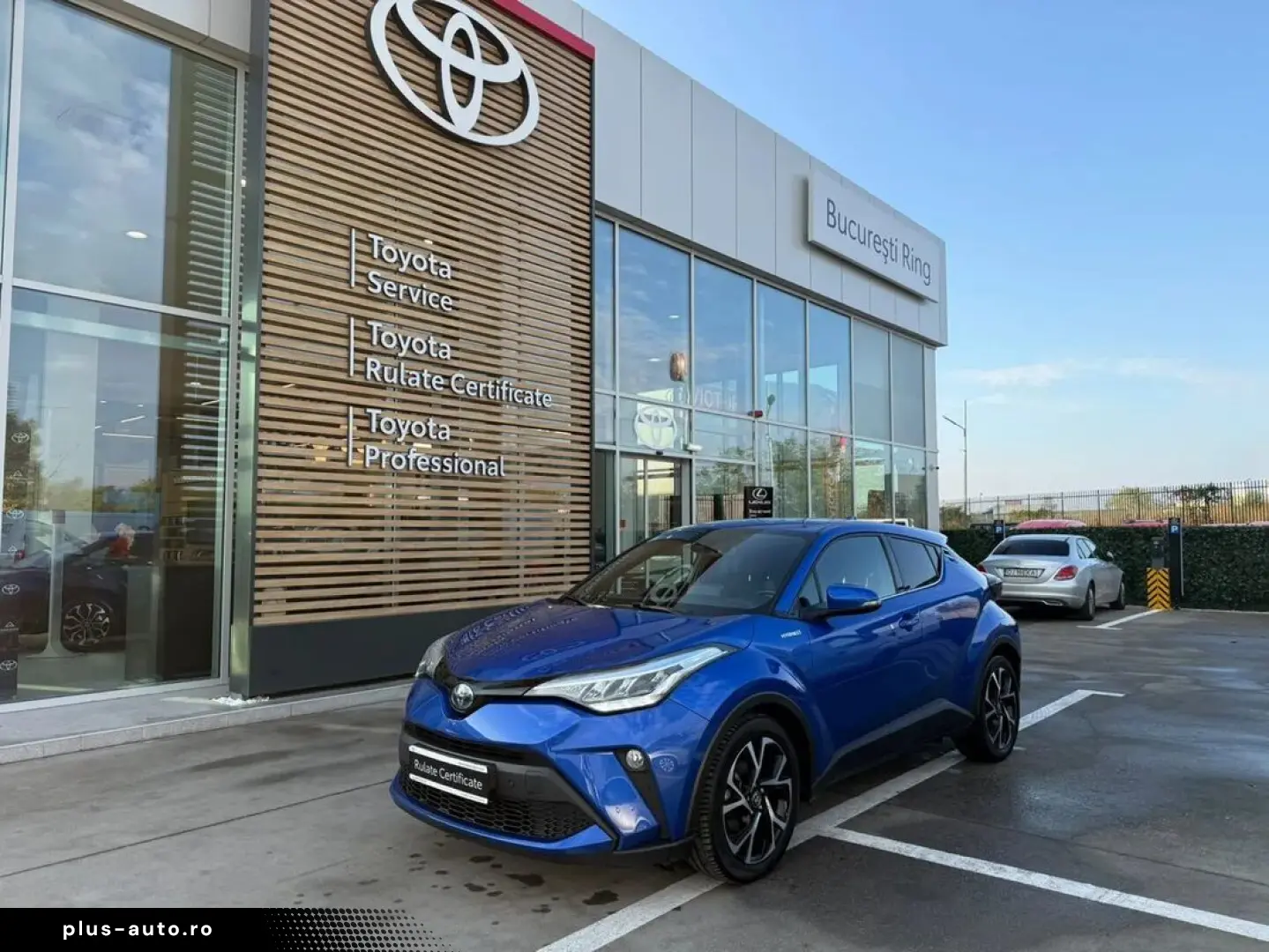Toyota C-hr C-ult 1.8 Hybrid 122 Cp Cvt