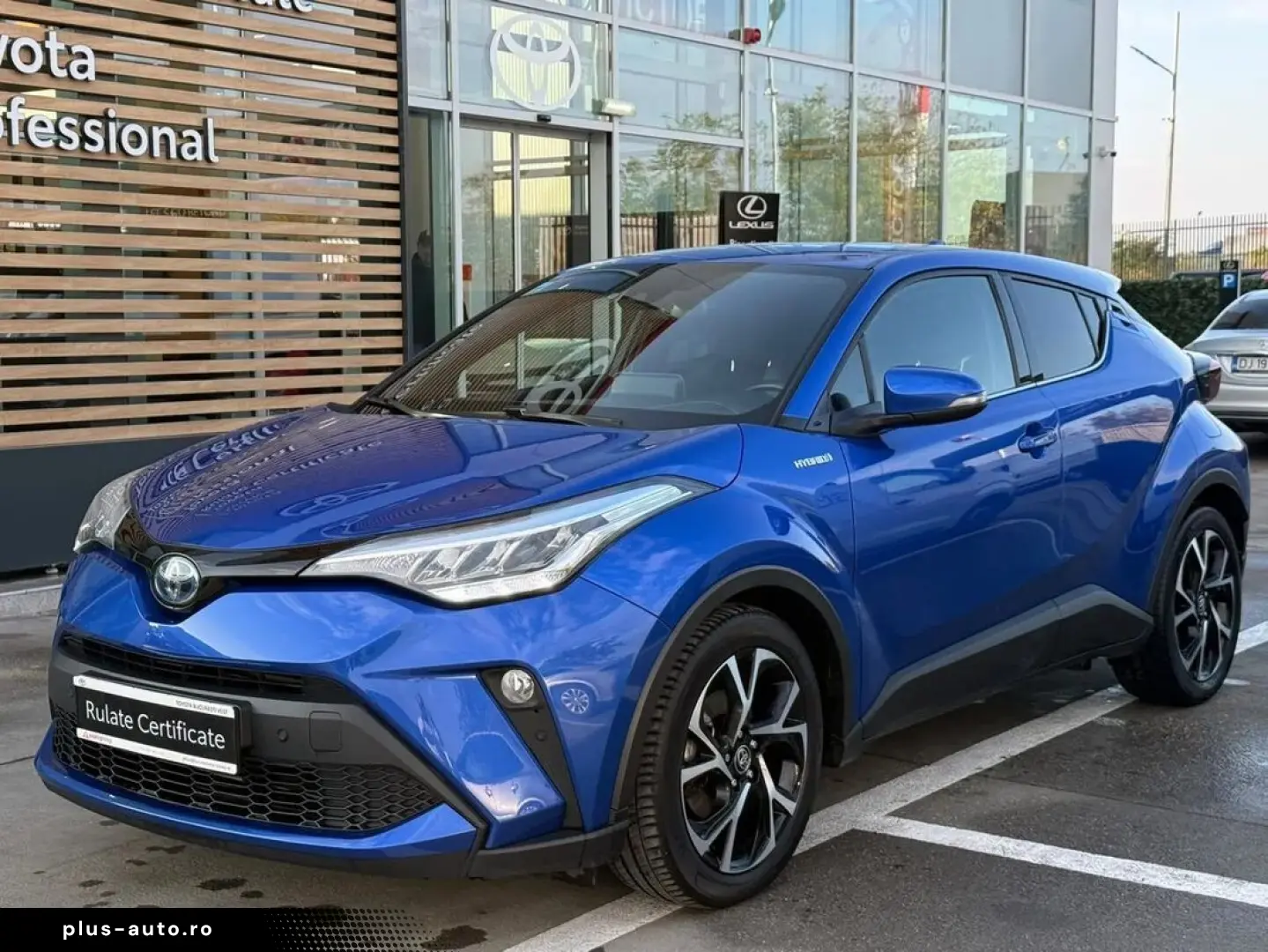 Toyota C-hr C-ult 1.8 Hybrid 122 Cp Cvt