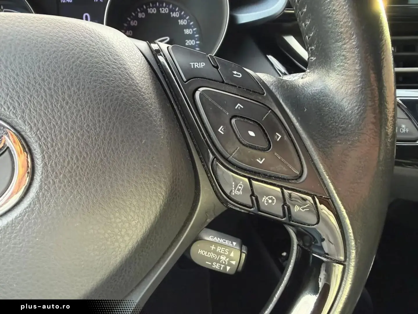 Toyota C-hr C-ult 1.8 Hybrid 122 Cp Cvt