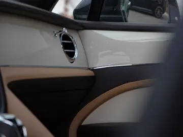 Bentley Bentayga EWB Artenara MY 2027