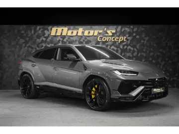 LAMBORGHINI URUS S V8 666 CP AKRAPOVIC CARBON