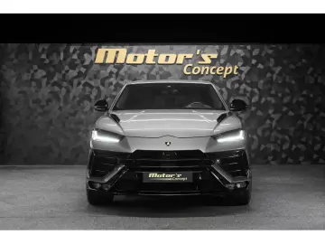 LAMBORGHINI URUS S V8 666 CP AKRAPOVIC CARBON