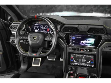LAMBORGHINI URUS S V8 666 CP AKRAPOVIC CARBON