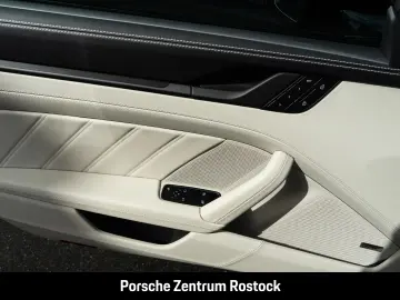 Porsche 992 911 Carrera GTS sanmarino blue metallic