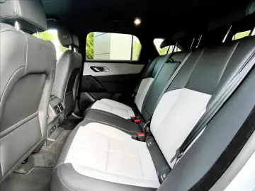 RANGE ROVER VELAR D200 DYNAMIC SE AWD   204 CP