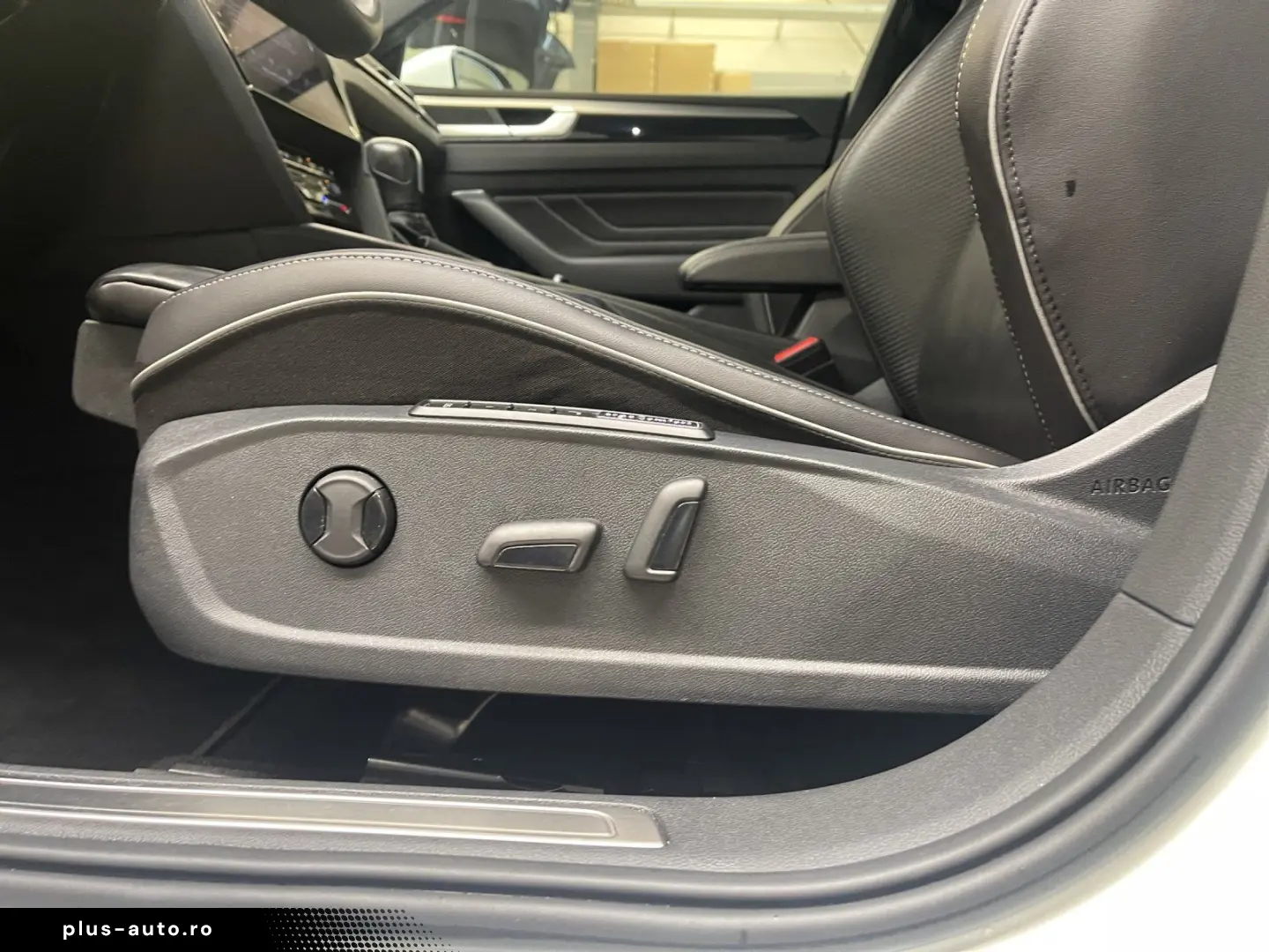 VW Arteon Shooting Brake 2.0 TDI 4Motion R-Line ACC