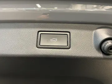 VW Arteon SB R-Line Pano 360 Stand-H. AHK