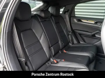 Porsche Cayenne Coupe Black Edition InnoDrive LED matrix
