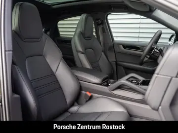 Porsche Cayenne Coupe Black Edition InnoDrive LED matrix