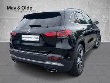 MERCEDES-BENZ GLA 250 Sportpaket El. Panodach Panorama Navi