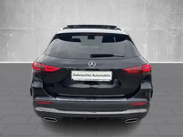 MERCEDES-BENZ GLA 250 Sportpaket El. Panodach Panorama Navi