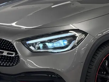 MERCEDES-BENZ GLA 250 4M AMG Edition1 360 Pano Burm …