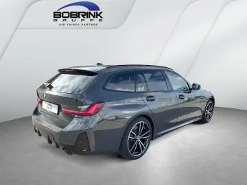 BMW 320 d xDrive Touring M Sport Pano Lenkradh. LED