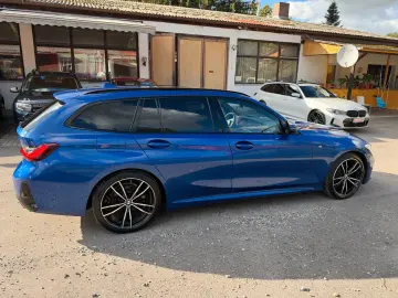 BMW 320 3 Touring 320 d xDrive M Sport Portimao Blau