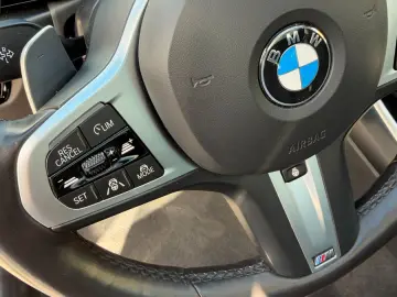 BMW 320 3 Touring 320 d xDrive M Sport Portimao Blau