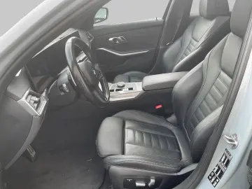 BMW 330 i xDrive Touring M Sportpaket HUD StandHZG P