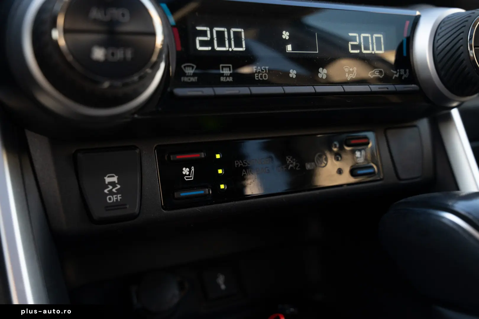 Toyota RAV4 2.5 Hybrid Luxury HSD E-CVT 4x4