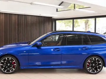 BMW 320 d xDrive M Sport PANO. LASER ACC  AHK 19 ALU