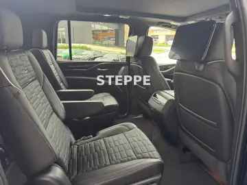 CADILLAC ESCALADE ESV SPORT PLATINUM 6.2 V8 4x4
