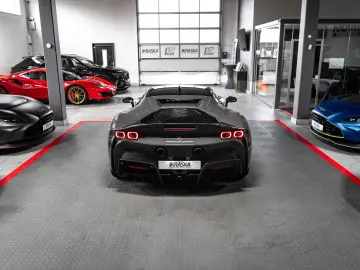 FERRARI SF90 STRADALE – ASSETTO FIORANO  CARBON  DAYTONA