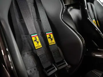 FERRARI SF90 STRADALE – ASSETTO FIORANO  CARBON  DAYTONA