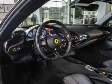 FERRARI SF90 STRADALE – ASSETTO FIORANO  CARBON  DAYTONA