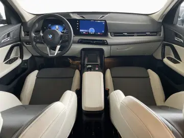 BMW X2 sDrive20i AdpLED 360 St&Go HUD LivePro Iconic