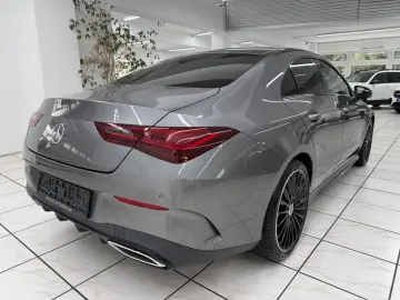 MERCEDES-BENZ CLA 200 AMG Line Night Standheizung Bu…
