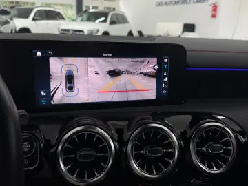 MERCEDES-BENZ CLA 200 AMG Line Night Standheizung Bu…