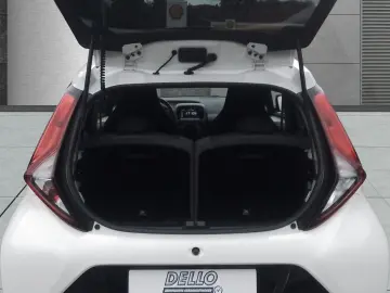 TOYOTA Aygo X-Play Automatik  Team-D CarPlay DAB Kamera