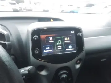 TOYOTA Aygo X-Play Automatik  Team-D CarPlay DAB Kamera