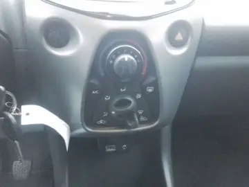 TOYOTA Aygo X-Play Automatik  Team-D CarPlay DAB Kamera