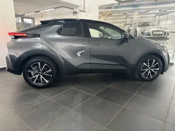 TOYOTA C-HR Hybrid FWD Team Deutschland