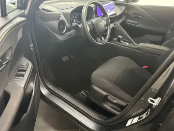 TOYOTA C-HR Hybrid FWD Team Deutschland