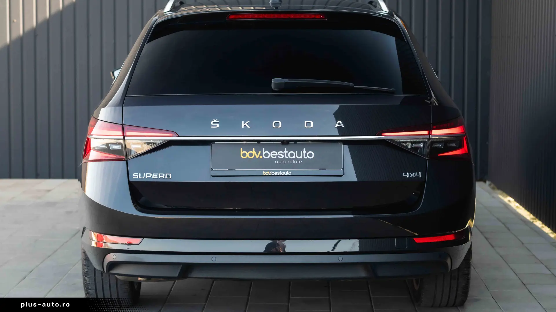 Skoda Superb 2.0 TDI 4X4 DSG Style