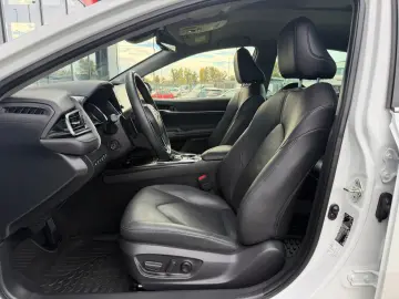TOYOTA Camry 2.5 Hybrid Executive VIP HYBRID WARRANTY
