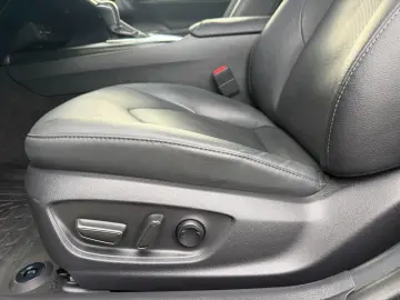 TOYOTA Camry 2.5 Hybrid Executive VIP HYBRID WARRANTY