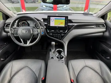 TOYOTA Camry 2.5 Hybrid Executive VIP HYBRID WARRANTY