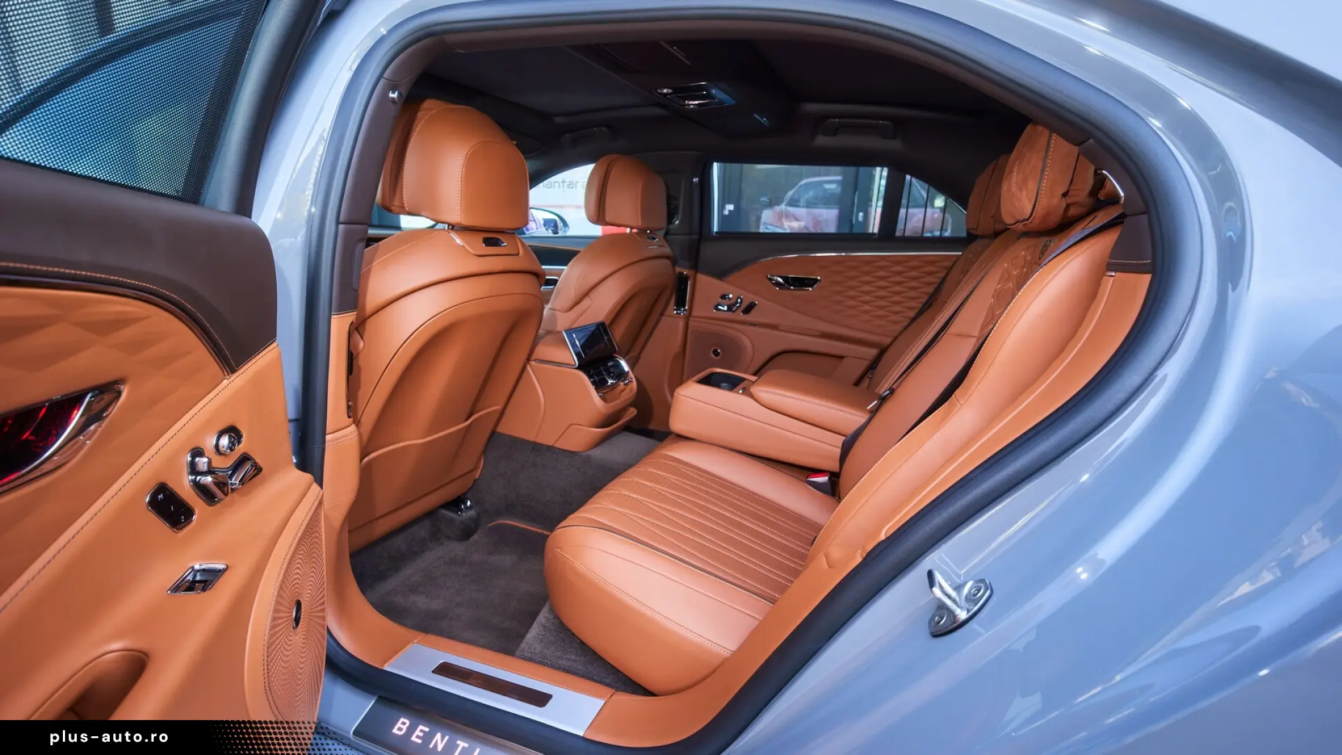 Bentley Flying Spur 4.0 V8