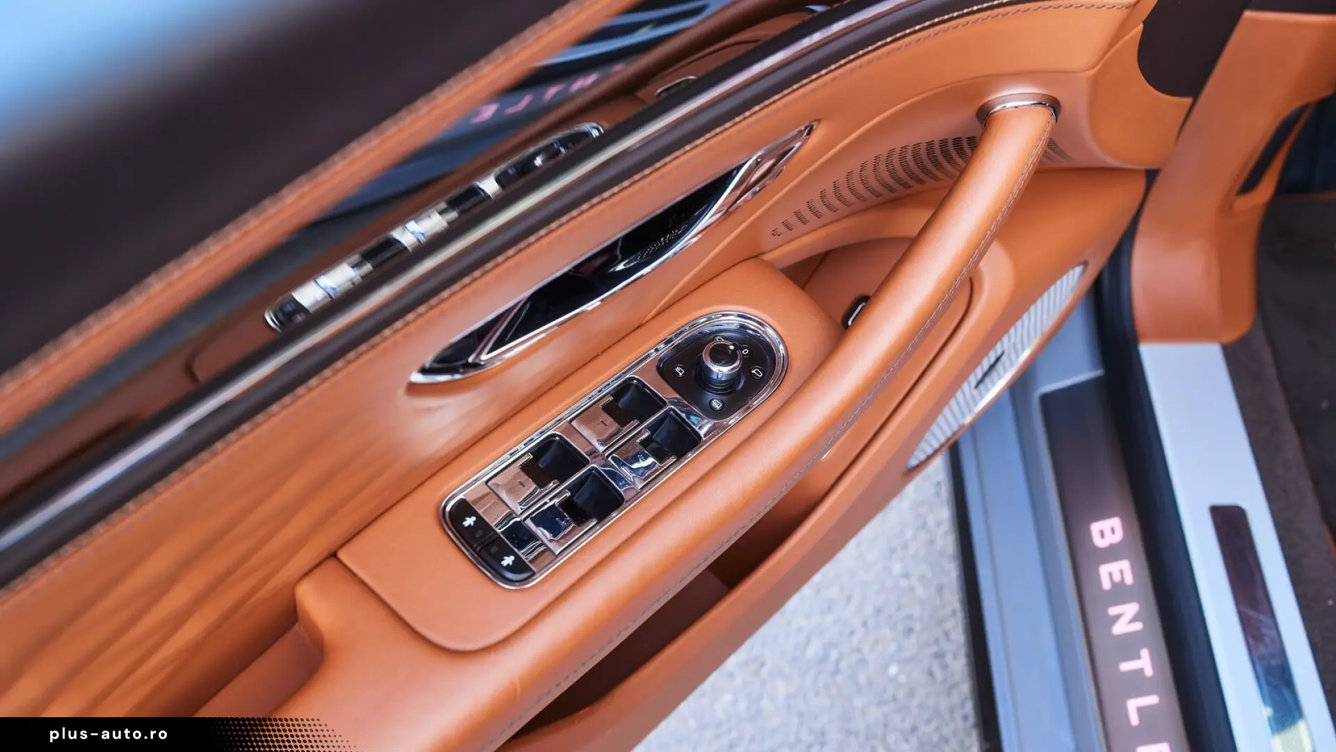 Bentley Flying Spur 4.0 V8